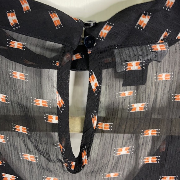 Top - Picture 6 of 10